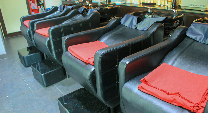 akru Hair Salon (Interchange 21 Asoke Branch)  AKRU_21-3