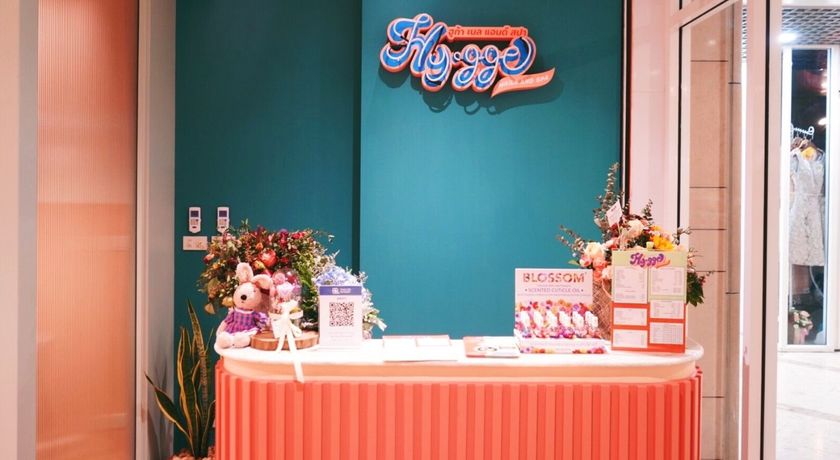 Hy.gge Nails and Spa  Hy.gge_%281%29