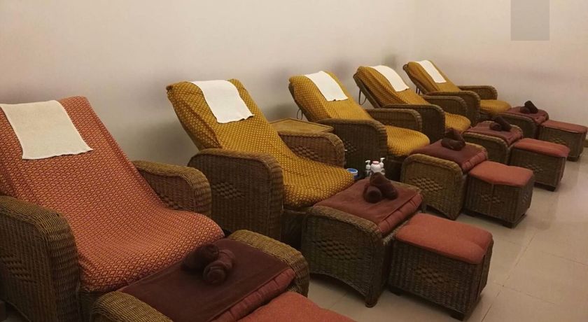 Kannikar Massage Chaengwattana  4