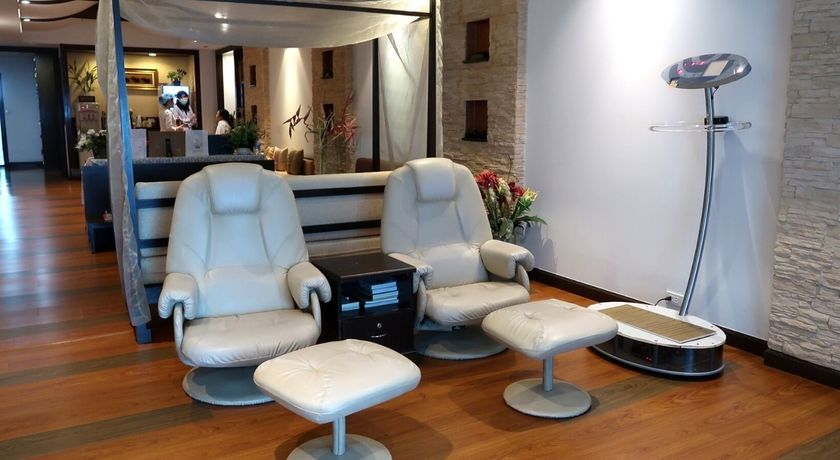 Doctor Younger Clinic  5