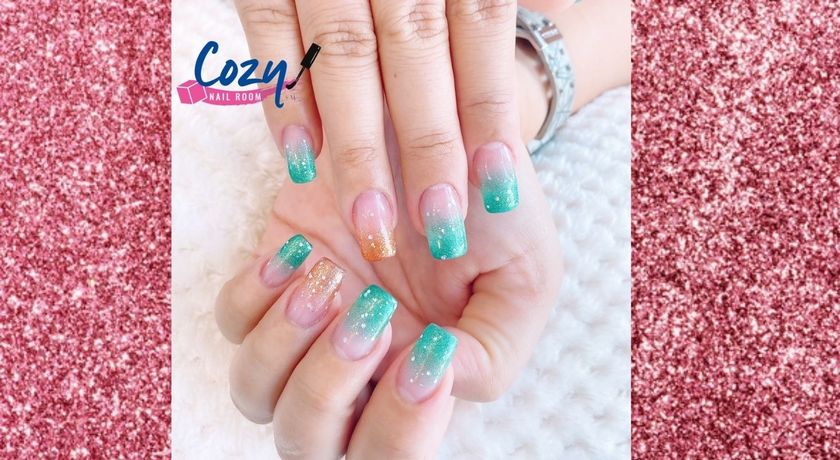 Cozy Nail Room  6