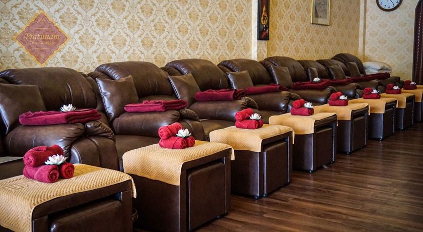 Pratunam Thai Massage  3