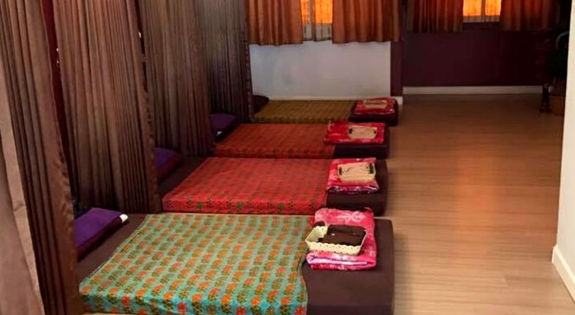 Tarawadee Massage  6
