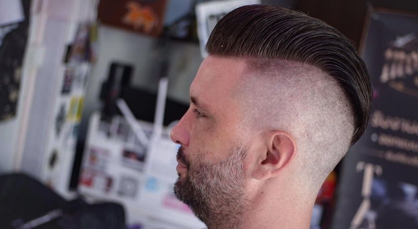Phahol 69 salon & barber shop  7