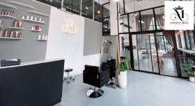 Lovely Max Salon  1