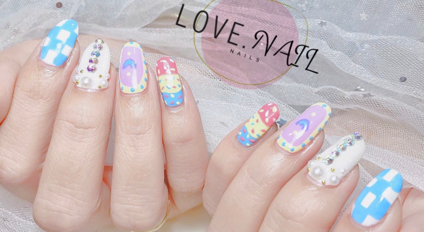 Love Nail (Yingcharoen Market)  9