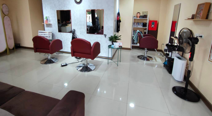 24 Colors Salon  2
