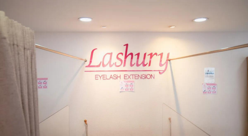 Lashury Eyelash Salon (BTS Phayathai)  6