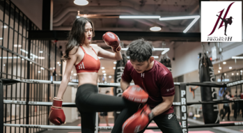 Projecth Muay-thai Gym Projecth Muay-thai Gym - โปรเจคต์ เอช มวยไทยยิม คลาสมวยไทยมันส์ สาม 1