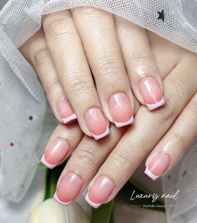 Luxury Nails  image_picker_F3050E4D-623D-4EBA-A514-5DB81844E71C-14144-00000C5AE8E6D3AA