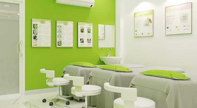 EITANIC  Beautycare (Phra Ngoen Branch)  3