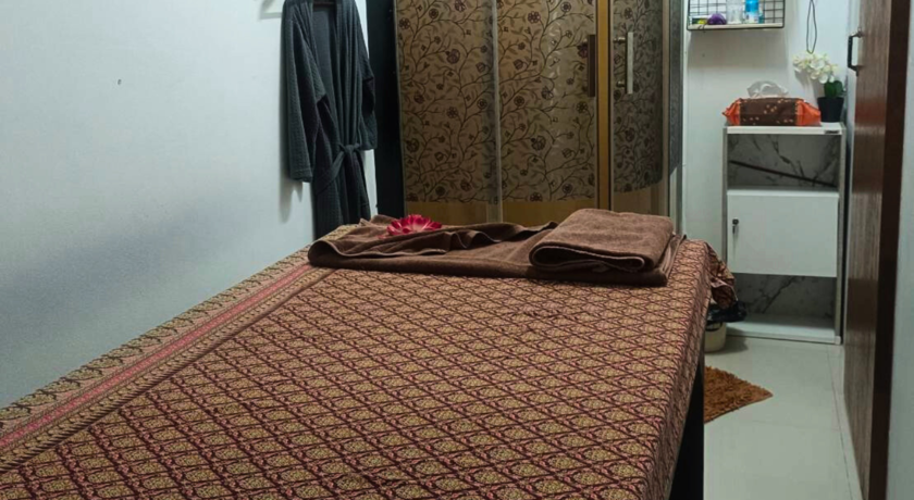 Weladee Health Massage (KlongTamRu Branch)  5