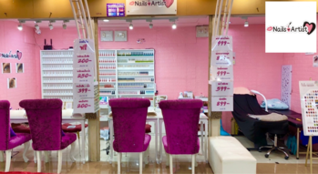 Nails Artist  1
