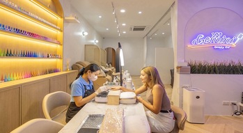 Gemini Beauty Bar  S__105889883_0