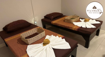 Pechbura Thai Massage นวดแผนไทยเพชบุระ 1