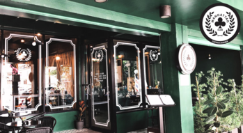 Manhattan Club Coffee & Barber  1