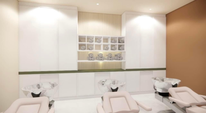 Beyond Salon & Beauty  5