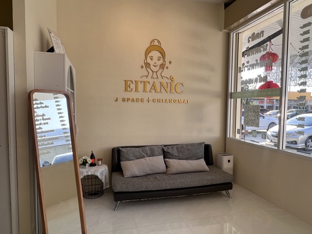 Eitanic Chiangmai at J Space  image_picker_D02DB769-B7B8-40AE-868B-B24305F2D6CB-443-000003A51BA87B78