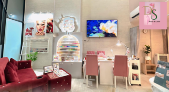 D'S Nail & Lash  1
