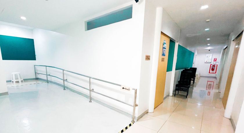 Mithmitree Clinic (Sema Fah kharm) มิตรไมตรี (สาขาเสมาฟ้าคราม) 10