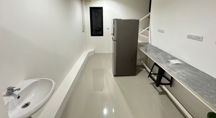 Phithakfun Dental Clinic by Zenitoni  10