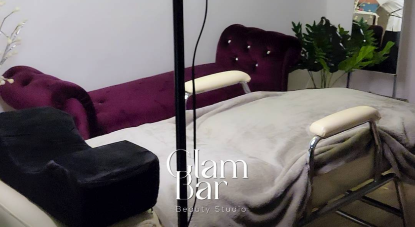 Glam Bar Beauty Studio  2