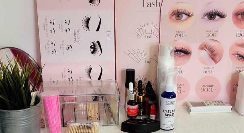 Glam Bar Beauty Studio  5