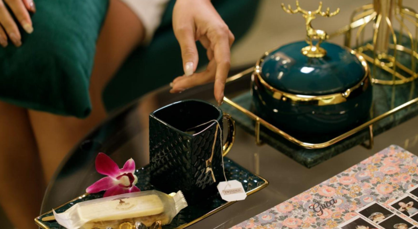 Lux Relax Treatment & Spa (Suwannawong Branch)  11