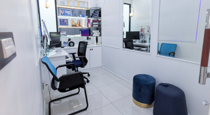 MAXi Cosmetic Surgery (Samyan)  4