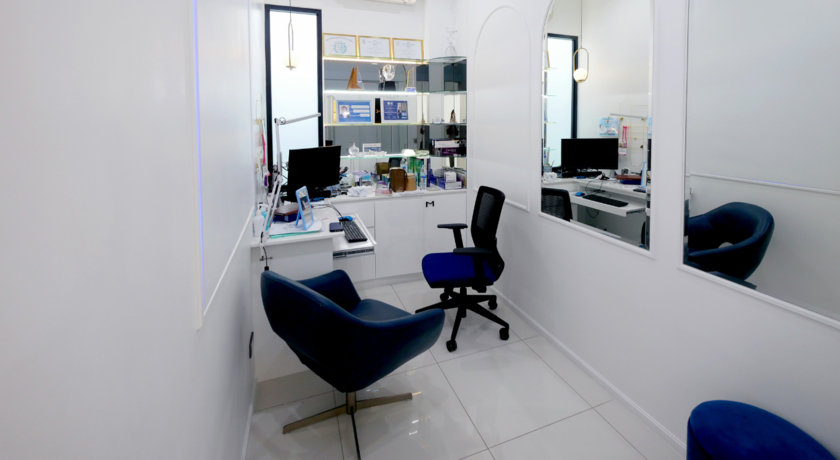 MAXi Cosmetic Surgery (Samyan)  5