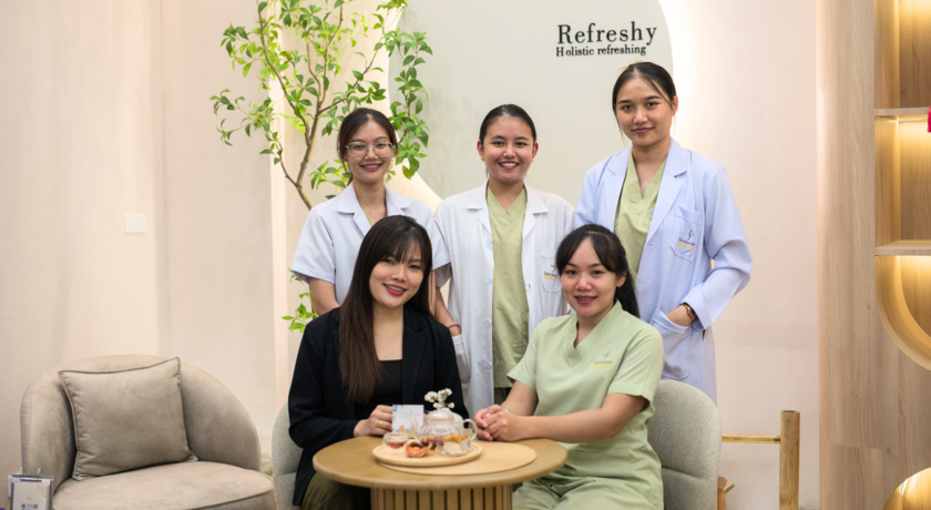 Refreshy Clinic รีเฟรชชี่ สหคลินิก สาขาทองหล่อ 10