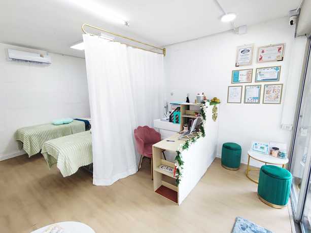 GRACIAS Beauty care GRACIAS Beauty care - กราเซียส บิวตี้ แคร์ บริการนวดหน้าและกดสิว ย่านบางบ่อ scaled_1000021030