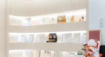 Varattaya Wellness Clinic Varattaya Wellness Clinic - วรัทยาเวลเนส คลินิก นวัตกรรมเลเซอร์ ย่านรามอินทรา 2