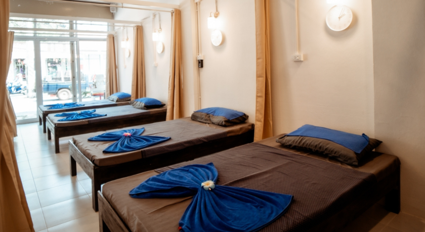 Mekkhara Massage  3