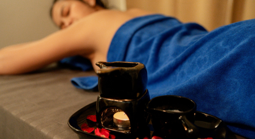 Mekkhara Massage  9