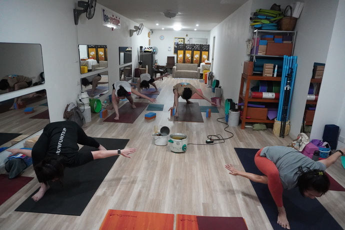 Yoga Manadsanan  image_picker_6405E2B5-3246-440E-BC12-3B934F0A418E-1531-0000004E2E175CAA