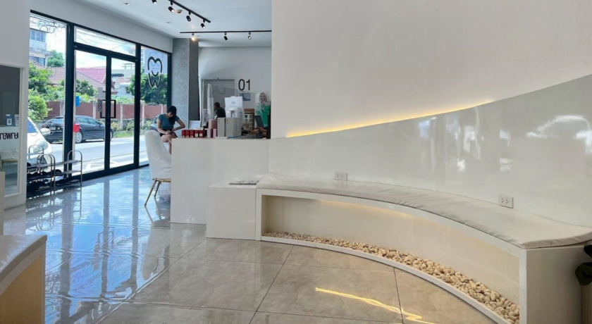 MG Dental Clinic (Santitham Branch)  4