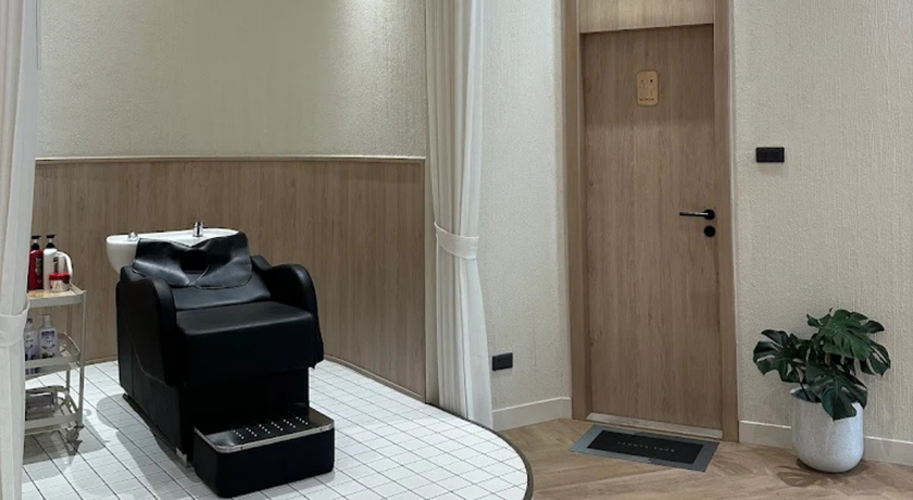 Glow Haus Beauty Studio  3