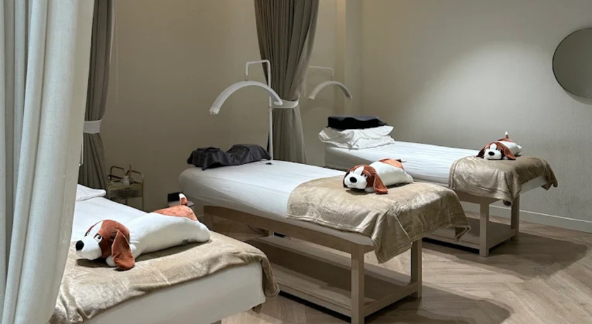 Glow Haus Beauty Studio  2