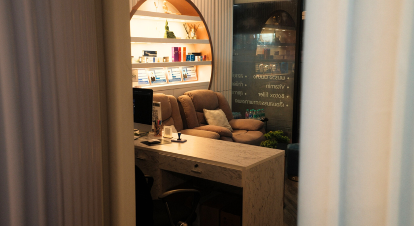 Tinnakorn Clinic Thonglor  2