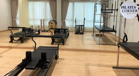 Pilates Corner (Charan Sanit Wong) Pilates Corner – พิลาทิส คอร์เนอร์ ปิ่นเกล้า คลาสพิลาทิสแบบส่วนตัว 1