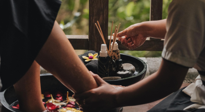 Serayu Spa at The Kayon Resort (Bali)  13
