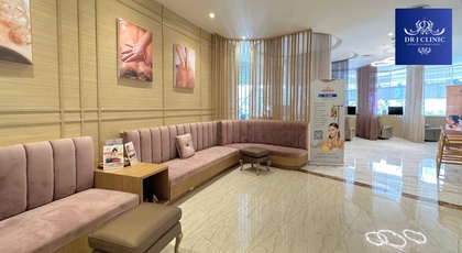 Dr.J Clinic (BTS Phra Khanong) Dr.J Clinic (BTS Phra Khanong) Meya_Clinic_%28Victory_Hub_Branch%29_%281%29