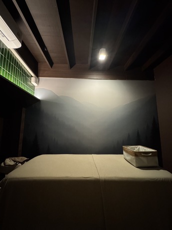 Natural Touch Massage & Nails Spa @Phayanak Ratchathewi  S__37781519