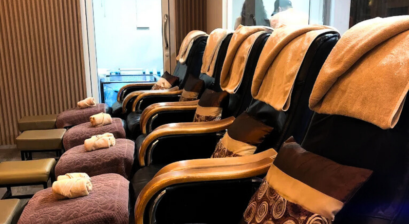 Samadul Thai Massage Aloha Fish Spa (Asiatique the Riverfront)  3