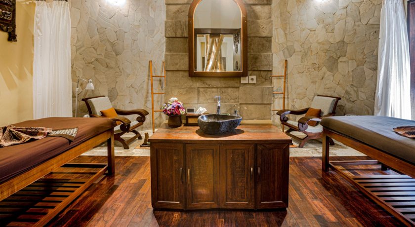 Bamboo Spa at Munduk Moding Plantation Nature Resort  2