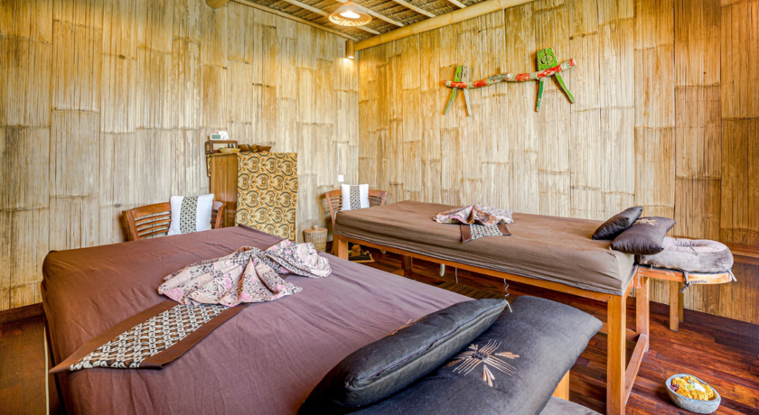 Bamboo Spa at Munduk Moding Plantation Nature Resort  3