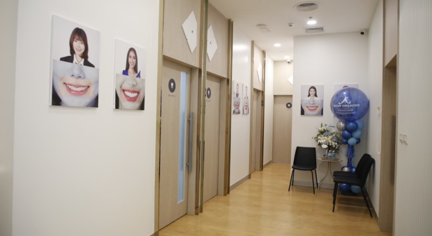 Bangkok Smile Dental Clinic (One Bangkok Branch)  7