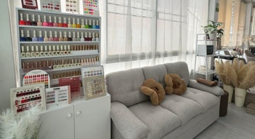 SISPA Nail & Sleep Salon  3