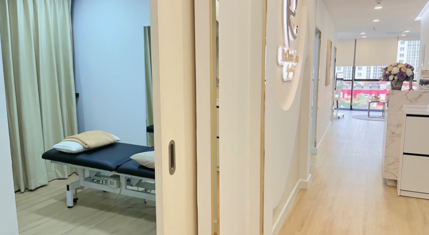 Rachata Gaya Physiotherapy Clinic (Chit Lom) รัชตกายา คลินิกกายภาพบำบัด (สาขา ชิดลม) 5
